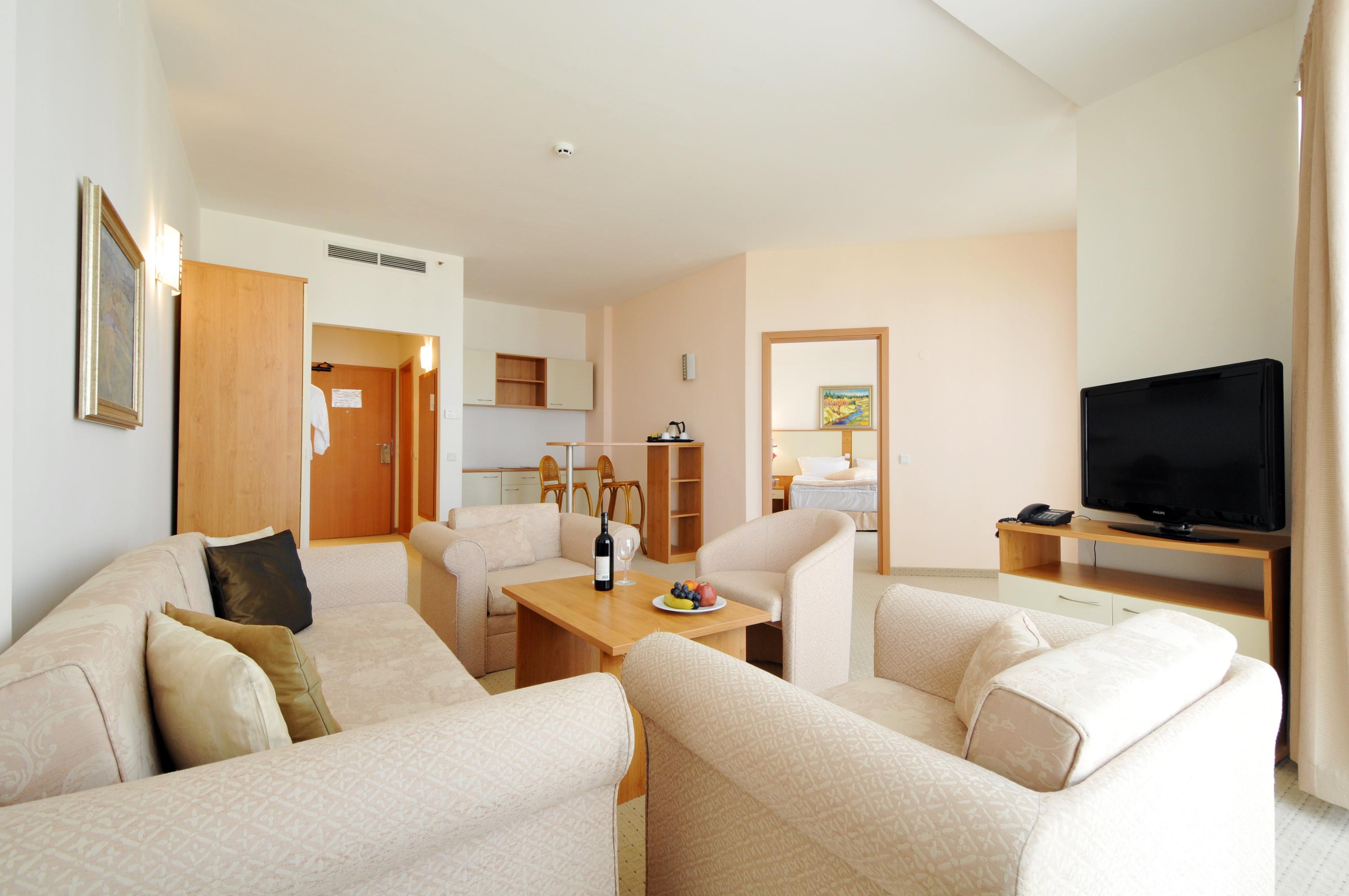גולדן סנדס Apollo Spa Resort - Premium All-Inclusive , Pools & Free Beach, Individual Ac In Every Room חדר תמונה
