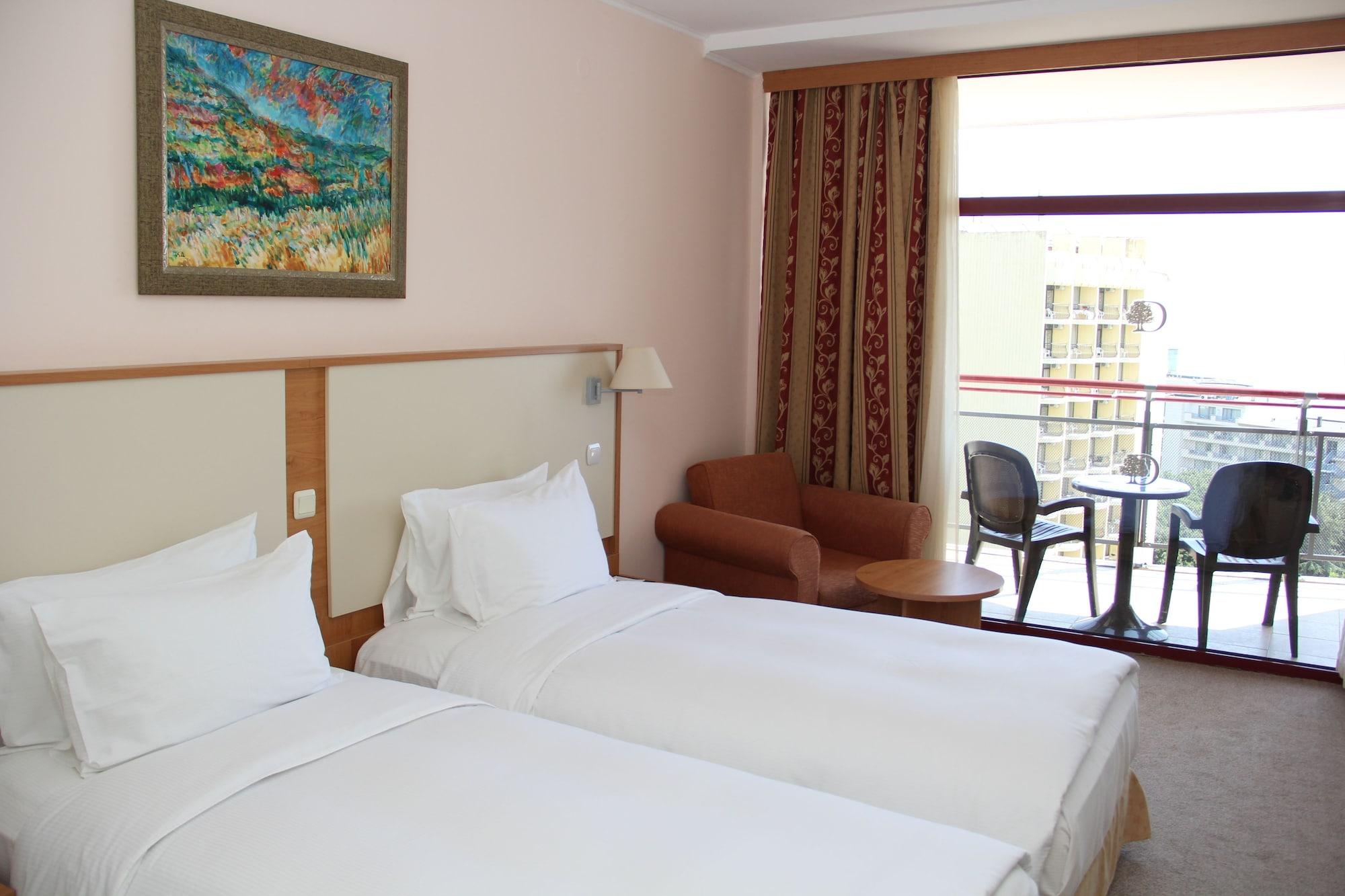 גולדן סנדס Apollo Spa Resort - Premium All-Inclusive , Pools & Free Beach, Individual Ac In Every Room מראה חיצוני תמונה